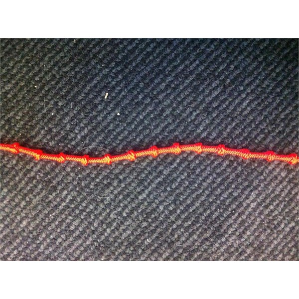 Un-streched single lace